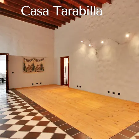 Casa Pilar, Aurora Y Tarabilla En Ecológica Casa rural Teguitar