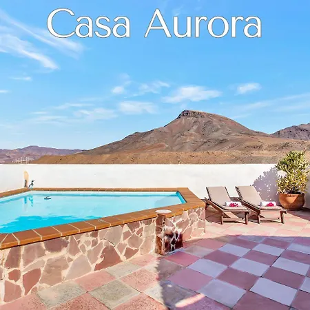 Casa Pilar, Aurora Y Tarabilla En Ecológica Teguitar