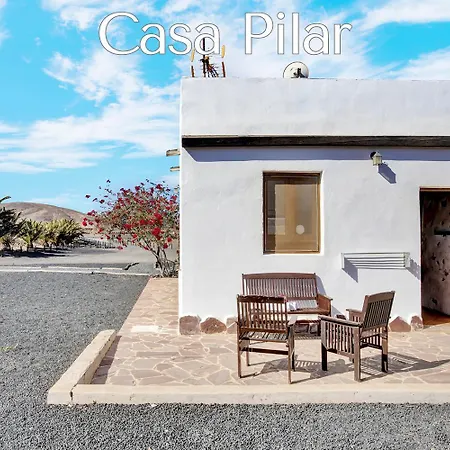 Casa Pilar, Aurora Y Tarabilla En Ecológica * Teguitar