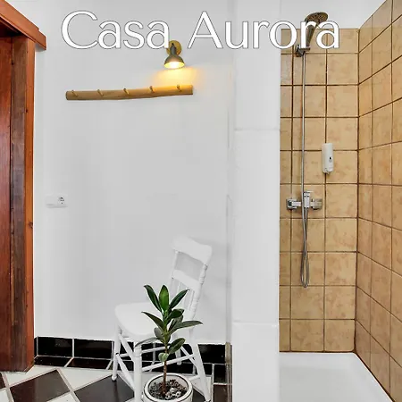 Casa rural Casa Pilar, Aurora Y Tarabilla En Ecológica Teguitar